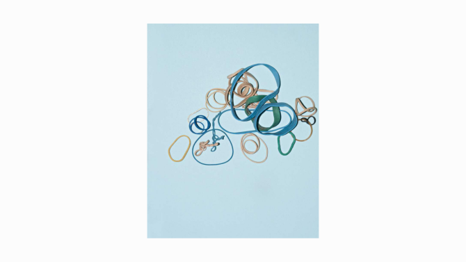 A simple rubber band drawn as an oval loop